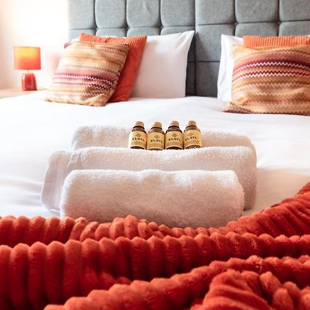 Best Price! 2 Bed City Centre - 4 Single Beds Or 2 Super King, Smart Tvs, Sofa Bed & Free Secure Parking Southampton Eksteriør bilde