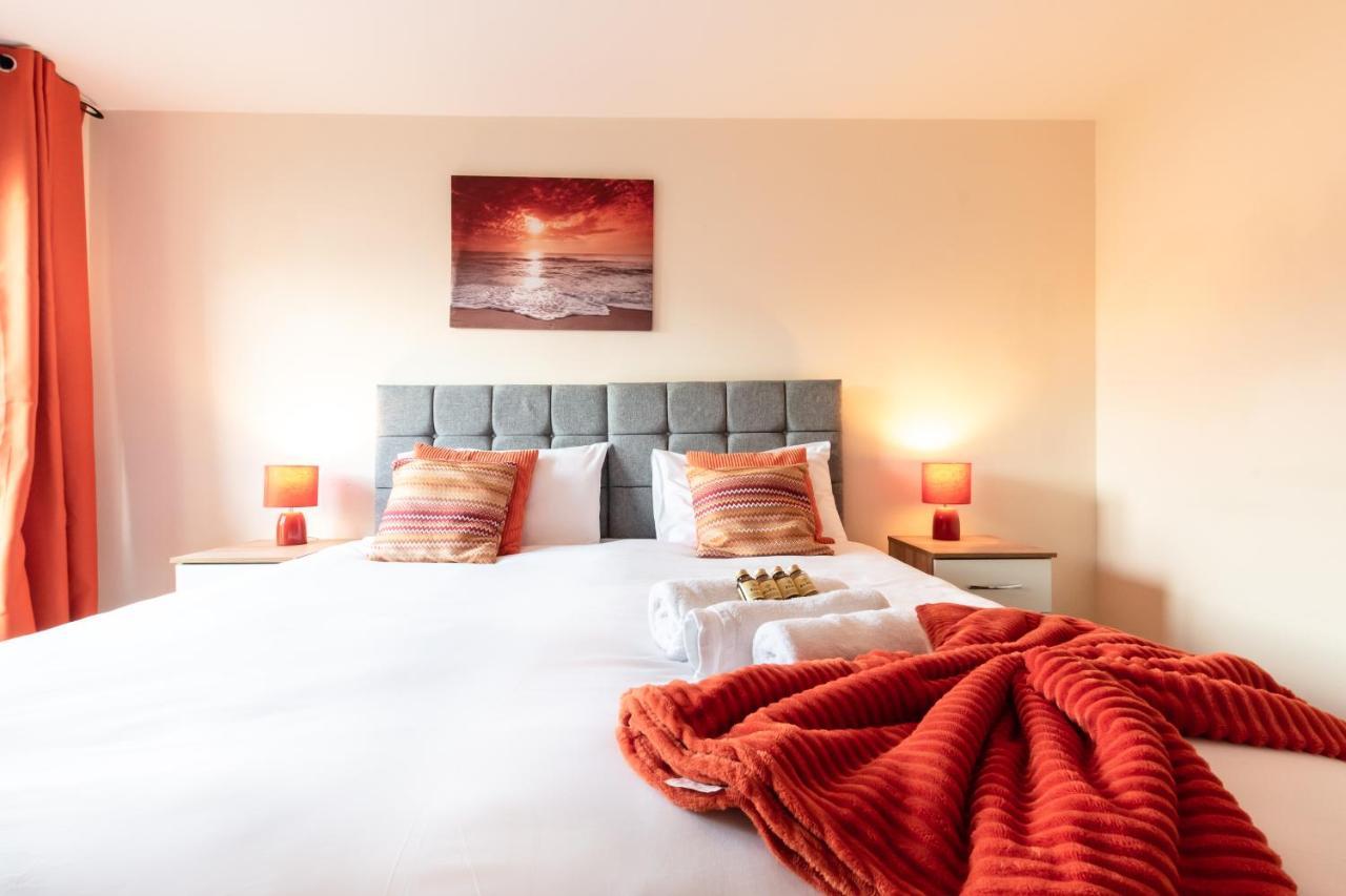 Best Price! 2 Bed City Centre - 4 Single Beds Or 2 Super King, Smart Tvs, Sofa Bed & Free Secure Parking Southampton Eksteriør bilde