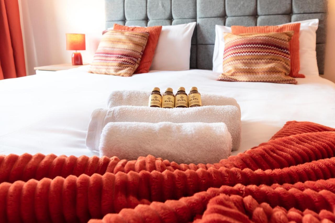 Best Price! 2 Bed City Centre - 4 Single Beds Or 2 Super King, Smart Tvs, Sofa Bed & Free Secure Parking Southampton Eksteriør bilde
