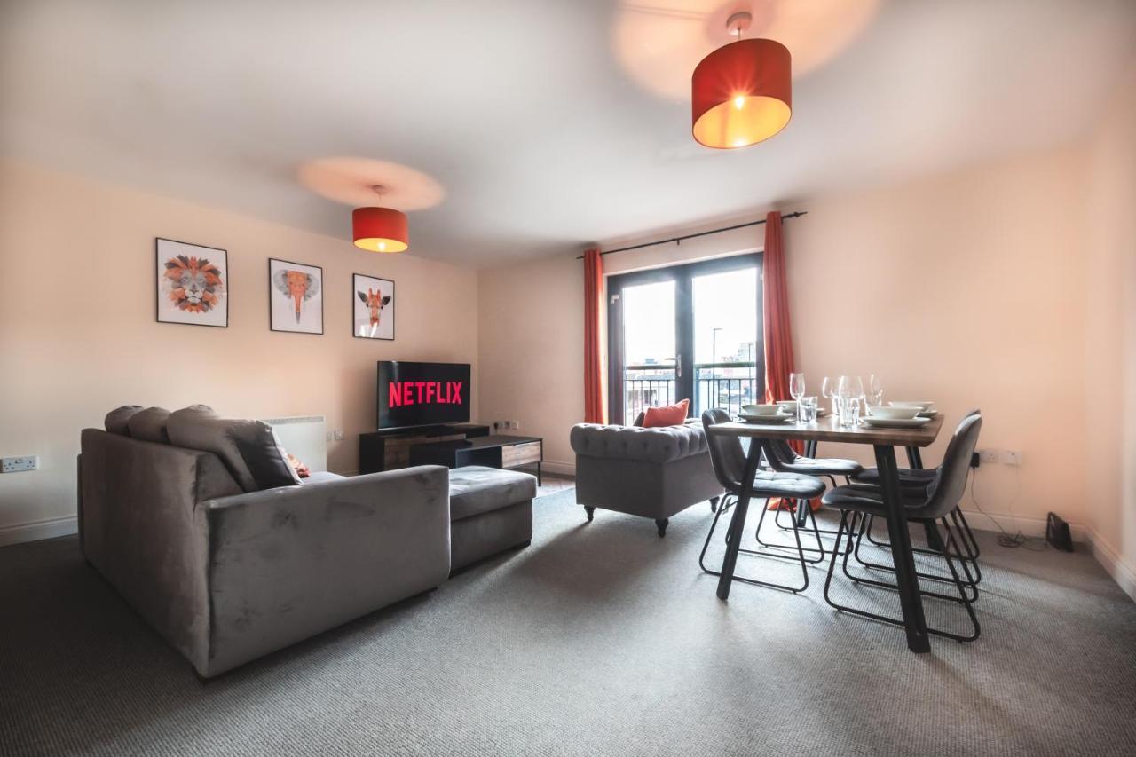 Best Price! 2 Bed City Centre - 4 Single Beds Or 2 Super King, Smart Tvs, Sofa Bed & Free Secure Parking Southampton Eksteriør bilde
